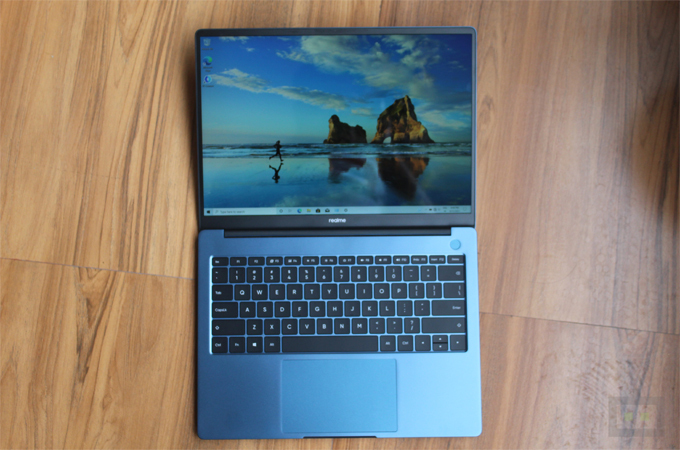 Realme Book Slim First Impressions