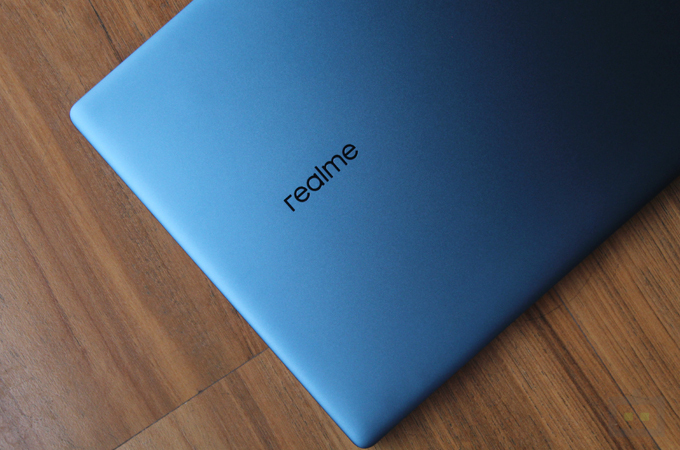 Realme Book Slim First Impressions