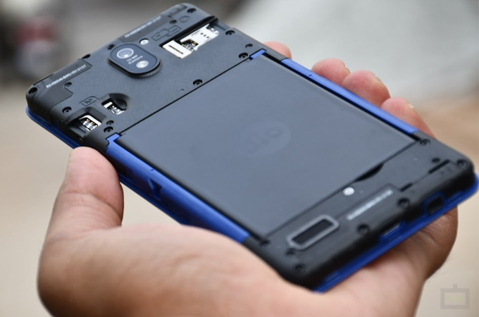 JioPhone Next First Impressions