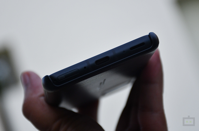 Asus 8Z Review