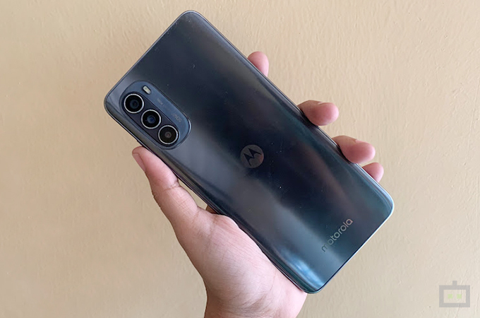 Moto G52 Review