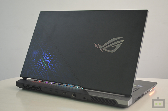 Asus ROG Strix Scar 17 SE Review