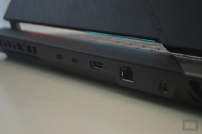 Asus ROG Strix Scar 17 SE Review