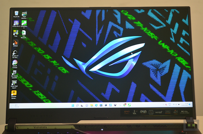 Asus ROG Strix Scar 17 SE Review