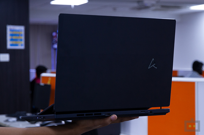 Asus ZenBook Pro 14 Duo OLED