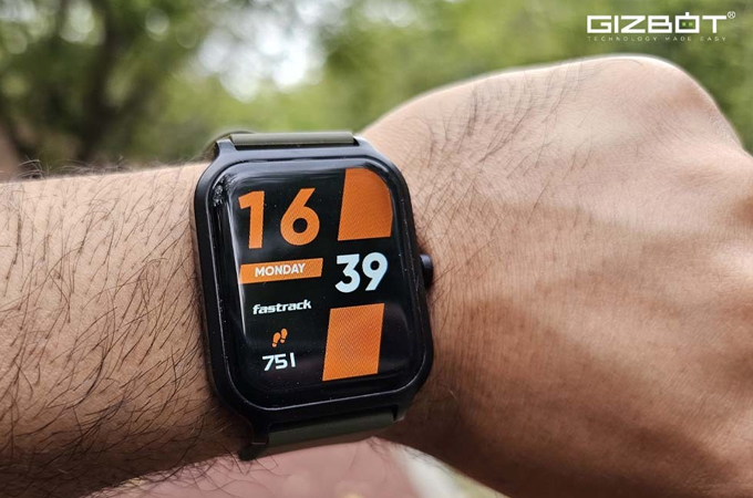 Fastrack Revoltt FS1