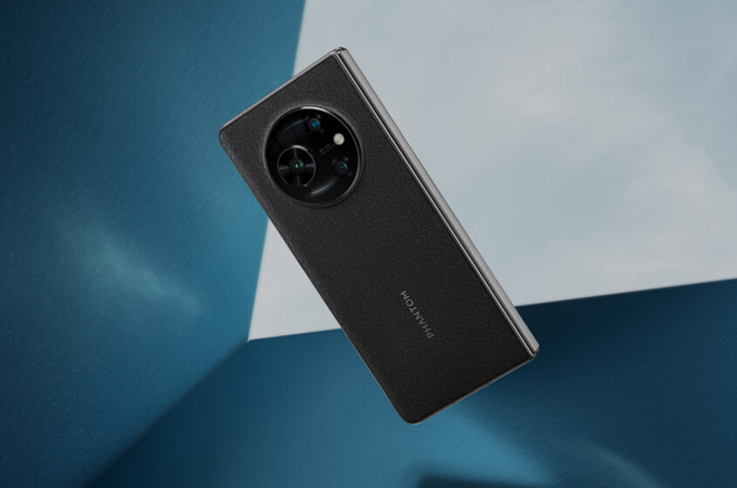 Tecno Phantom V Fold