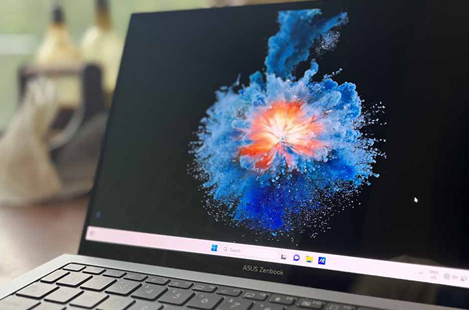 ASUS Zenbook S13 OLED