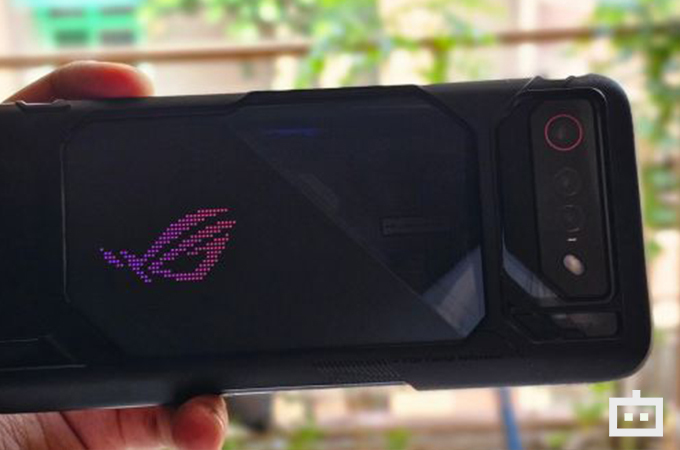 ASUS ROG Phone 7