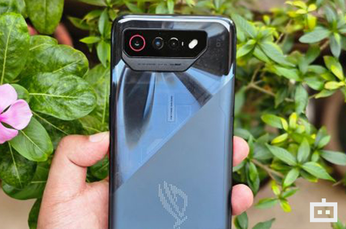 ASUS ROG Phone 7