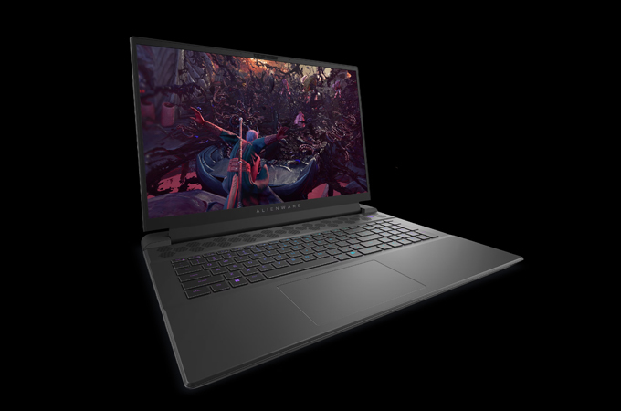 Dell  Alienware m18 R2 Side Angle