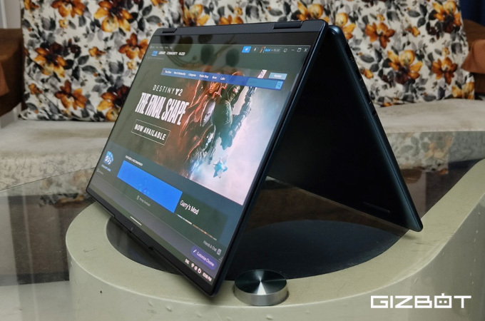 Lenovo Yoga 7i Hands on Review