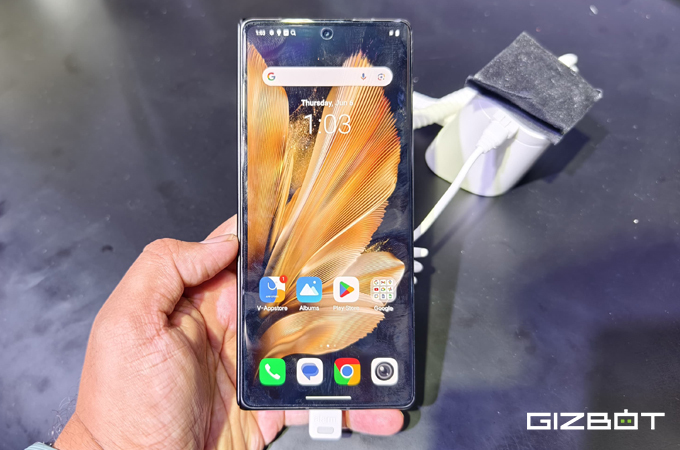 Vivo X Fold 3 Pro Hands On