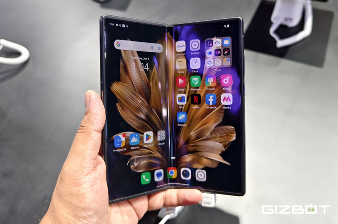 Vivo X Fold 3 Pro Hands On