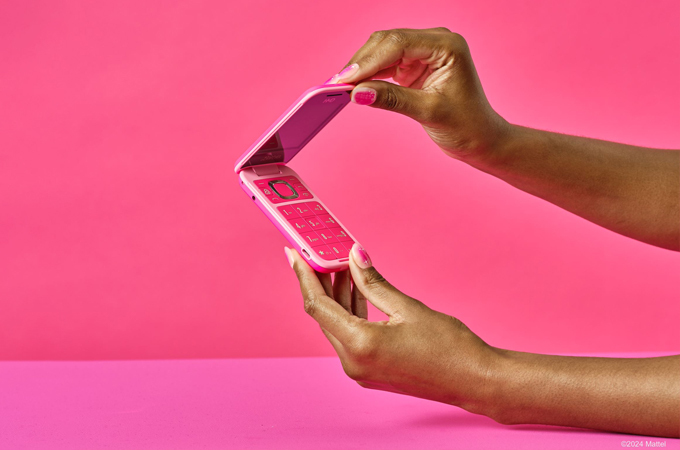 HMD Barbie Phone Pictures