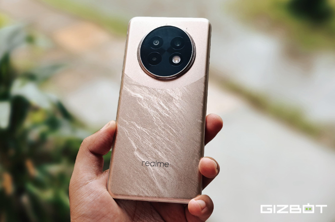 Realme 13 Plus Goes Official With 80W Charging and 50MP Camera