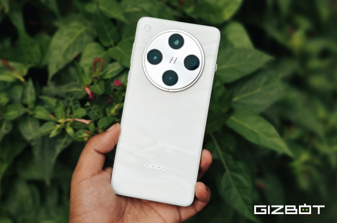 OPPO Find X8 Pro Pictures