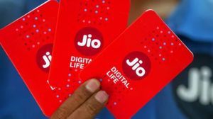ஒரே Jio ரீசார்ஜ்.. 90 நாட்களுக்கு கவலை இருக்காது.. 200ஜிபி டேட்டா.. ஓடிடி.. SMS.. வாய்ஸ் கால்கள்.. 