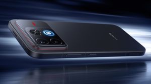 10100mAh பேட்டரி.. 100W சார்ஜிங்.. 200MP கேமரா.. OLED டிஸ்பிளே.. புது HONOR WIN போன்.. எந்த மாடல்?