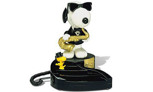 Snoopy Phone Model 