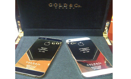 World’s First 24 Karat Gold Plated iPhone 5