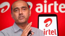 Airtel சூப்பர் தல.. 365 நாட்கள் வேலிடிட்டி.. அன்லிமிடெட் வாய்ஸ்.. 3600 எஸ்எம்எஸ்.. அடிமட்ட ரேட்ல வருது!