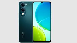 ஆர்டர் போட்ருங்க.. 5500mAh பேட்டரி பேட்டரி.. IP64 ரேட்டிங்.. ஆஃபரில் Vivo ஸ்மார்ட்போன்.. எந்த மாடல்?