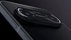 வாங்குனா இப்படி ஒன்னு வாங்கனும்.. பட்ஜெட்ல AMOLED டிஸ்பிளே.. 50MP கேமரா.. 66W சார்ஜிங்.. 12GB ரேம்.. மாடல்?
