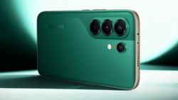 ஜூலை 17-ல் களமிறங்கும் புது TECNO 5ஜி போன்.. AMOLED டிஸ்பிளே.. 6500எம்ஏஎச் பேட்டரி.. எந்த மாடல்?