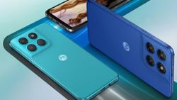 வீட்டுக்கு 2 ஆர்டர்.. 43 சதவீத ஆஃபரில் 7000mAh பேட்டரி MOTOROLA போன்.. 30W சார்ஜிங்.. 50MP கேமரா.. எந்த மாடல்?