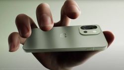 Amazon ஒரே போடு.. 28 சதவீத ஆஃபரில் OnePlus.. 16GB ரேம்.. AMOLED டிஸ்பிளே.. SONY கேமரா.. எந்த மாடல்?