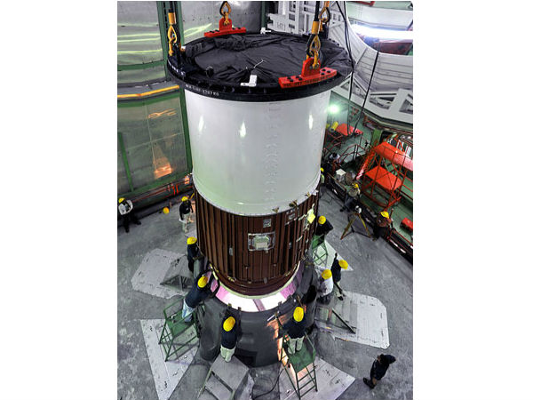 PSLV ராக்கெட்டின் படங்கள்