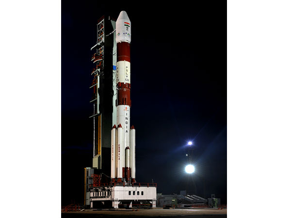 PSLV ராக்கெட்டின் படங்கள்