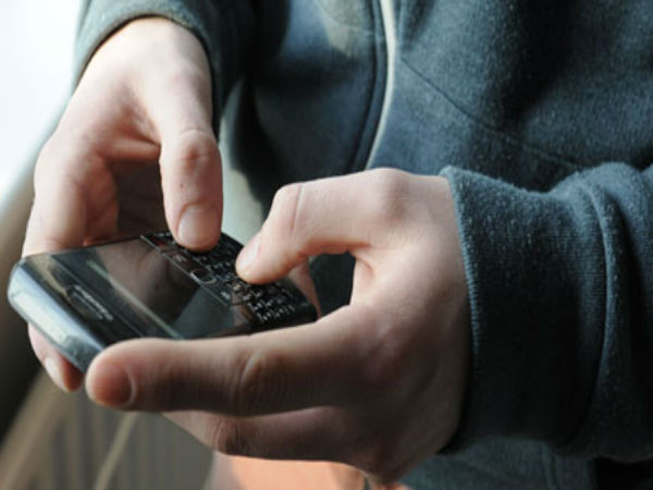 பெண்களுக்கு பாதுகாப்பு தரும் ஸ்னேப்சாட்!