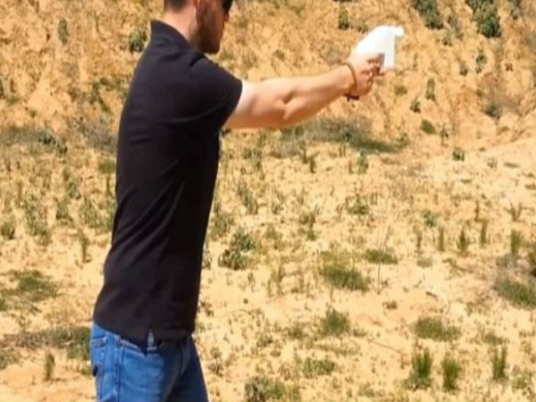 3டி ல் துப்பாக்கி பாத்திருக்கிங்களா..