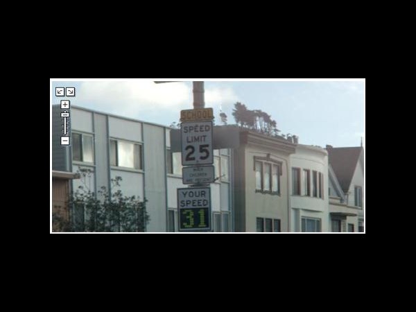 கூகுளின் ஸ்டிரிட் வியூவில் காமெடி..