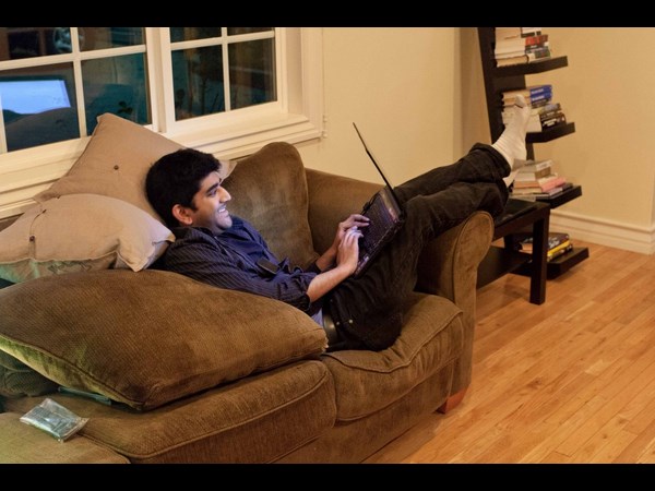 ஆபிஸே வீடு! வீடே ஆபிஸ்!