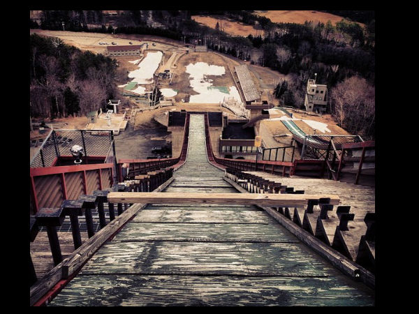 மை காட் இவ்வளவு உயரத்துல போட்டோவா