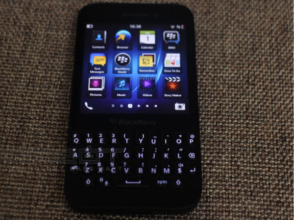  பிளாக்பெரி Q5