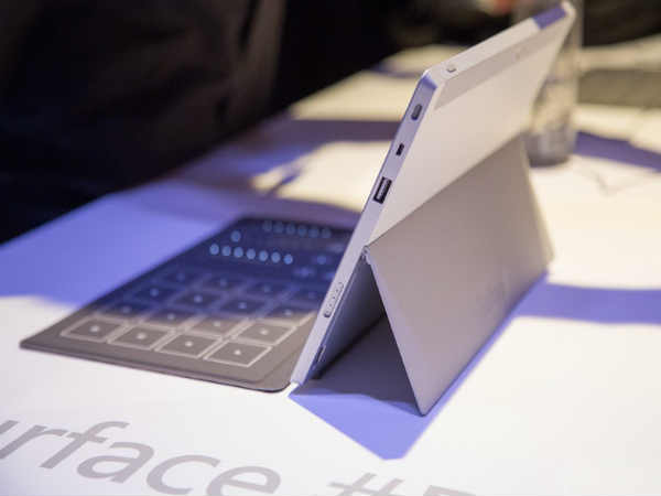 ஐ பேடுக்கு போட்டியாக மைக்ரோசாப்ட் டேப்லட்