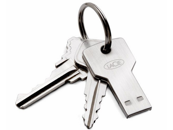 பென் டிரைவ் 