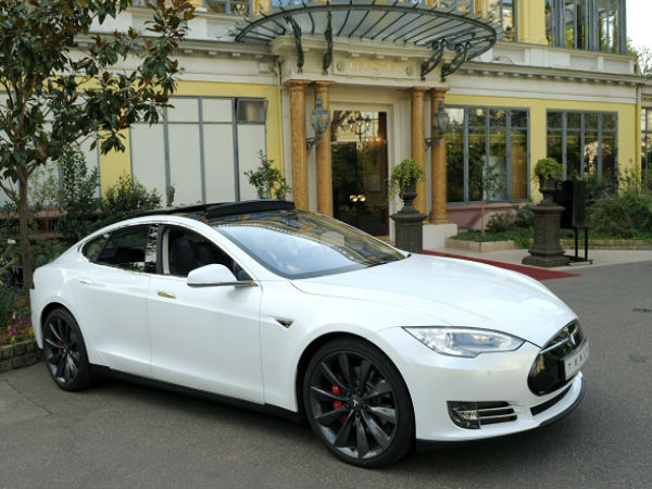Apple “iCar” 