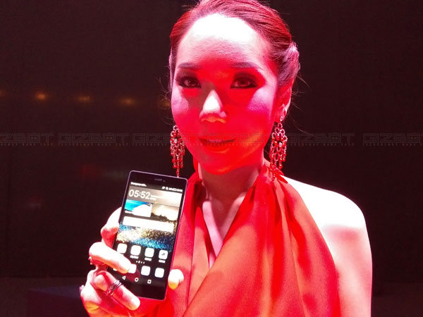 ஹூவாய் பி8