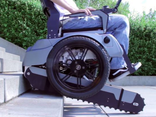 மாற்று திறனாளி அல்ல 'மாற்றும்' திறனாளி..!