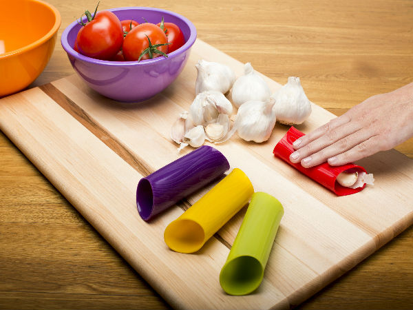 கார்லிக் பீலர் :