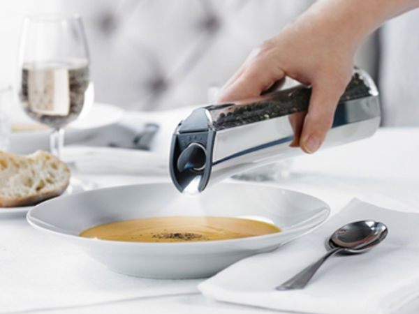 கிராவிட்டி எலெக்ட்டிரிக் சால்ட் அண்ட் பெப்பர் மில்ஸ் :