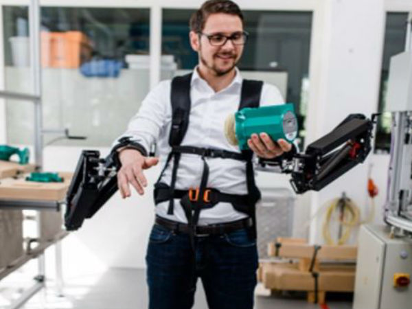 தொழிலாளிகள் :