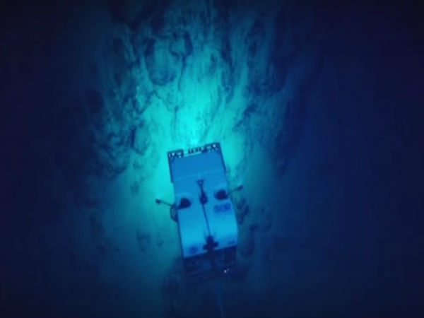 நீர்மூழ்கி கேமிரா  :