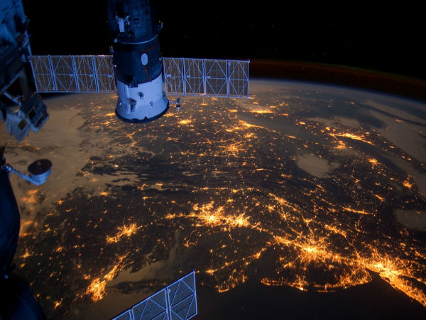 தொடர்பு :