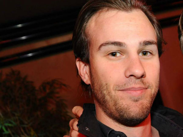 10. தாமஸ் பெர்சன் :